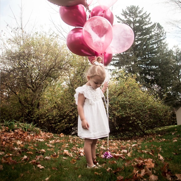 Zara 3-4 White Eyelet Baby Dress - Picture 4 of 7